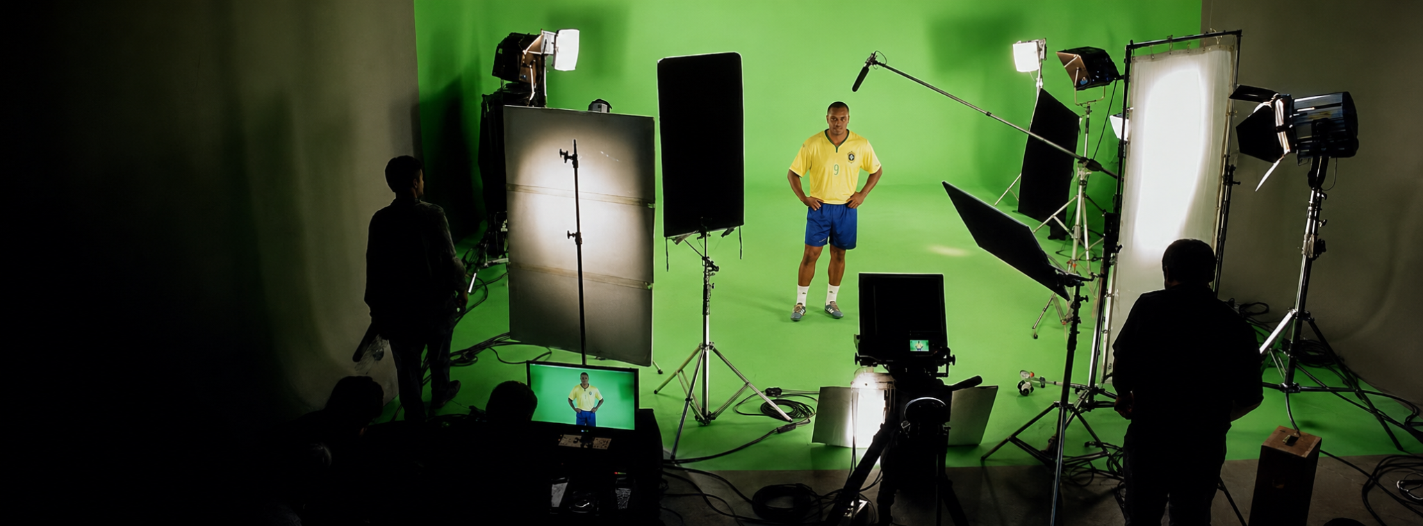 Grande estrutura de gravação em estúdio com chroma key